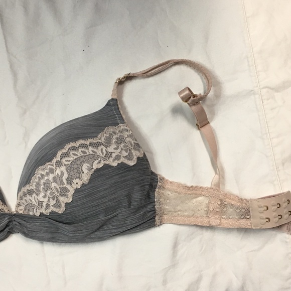 Stunning lace padded wireless bra! - Picture 7 of 10